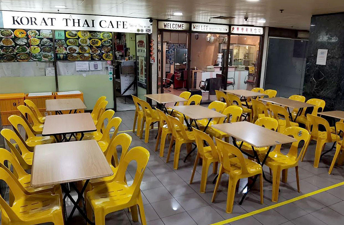 Review: Korat Thai Cafe - Shopfront walkway seating Review: Korat Thai Cafe - Shopfront walkway seating