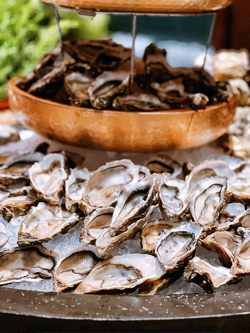 Estate Buffet Oysters Estate Buffet Oysters